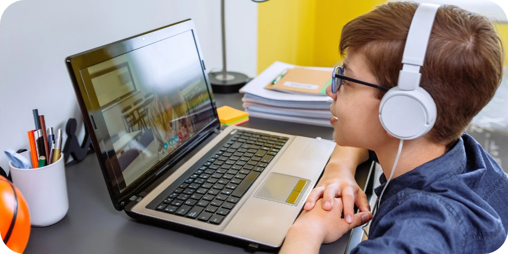 шкільний атестат за кордоном - Відгук про JAMM School: як діти самі вирішили довчитись до атестату за кордоном
